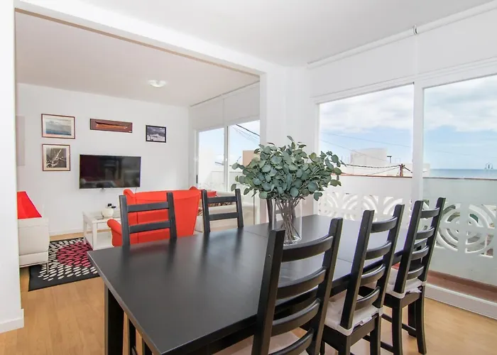 Homeforguest Apto 20 Pasos Del Mar, El Poris Con Vista Mar * Arico el Nuevo