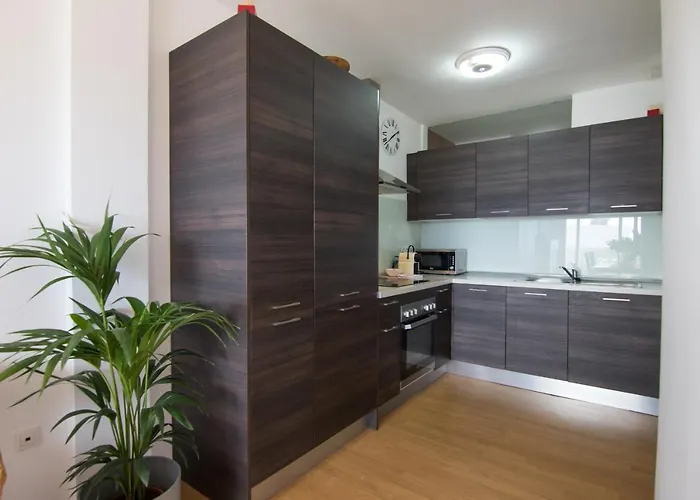 Homeforguest Apto 20 Pasos Del Mar, El Poris Con Vista Mar * Arico el Nuevo