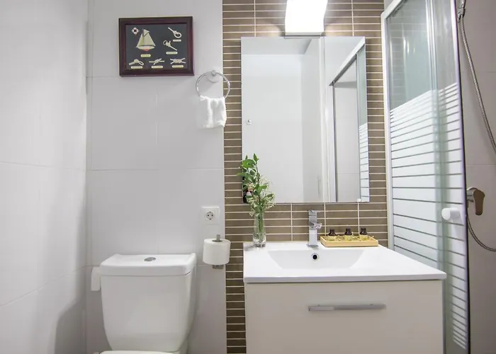 Homeforguest Apto 20 Pasos Del Mar, El Poris Con Vista Mar Апартаменты *